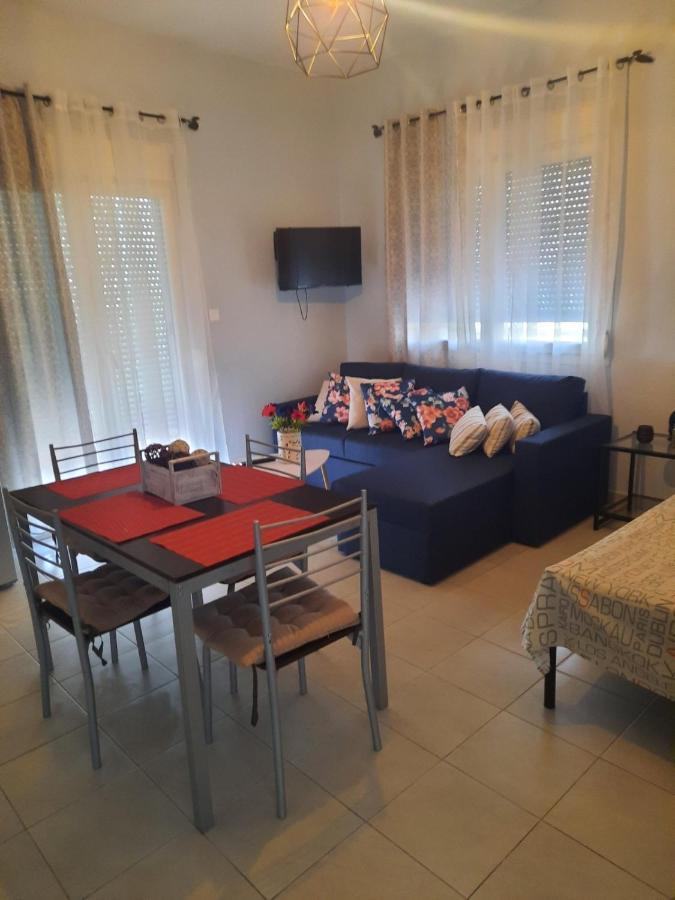 Park View Apartment In Paralia Dionisiou 外观 照片